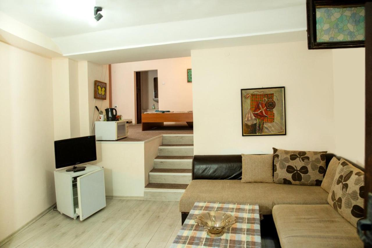 Old Town Plovdiv House Стаи За Гости Марчеви - Стария Град Пловдив Zewnętrze zdjęcie